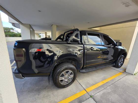 FORD RANGER 2.2 XLS 4X4 CD 16V DIESEL 4P AUTOMÁTICO FORD RANGER 2.2 XLS 4X4 CD 16V DIESEL 4P AUTOMÁTICO